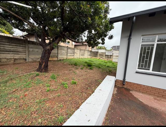 4 BEDROOM HOUSE FOR SALE IN GEELHOUTPARK